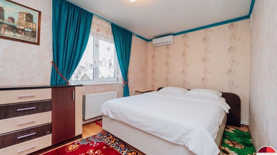 Casă de vânzare, Obileni, Hîncești ,185 m² ,16 ari, 2 garaje - Poză 8