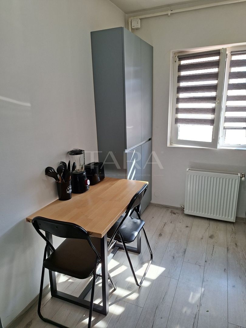 Apartament cu 2 camere decomandate, în zona centrală a Floreștiului. - Poză 2