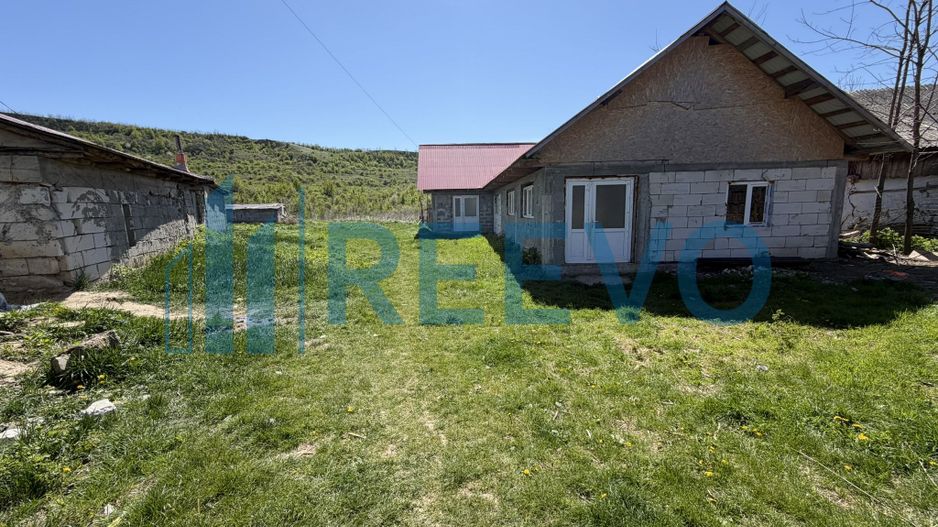 Casă Sat. Drăgești, Comuna Dămienști - Poză 23