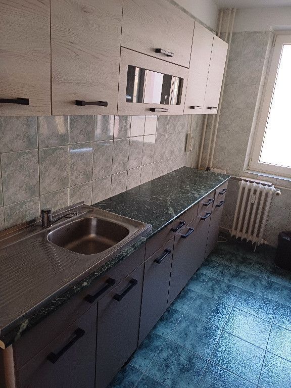 Apartament 3 camere - etaj 3 - langa metrou 1 Decembrie - Titan - Poză 4