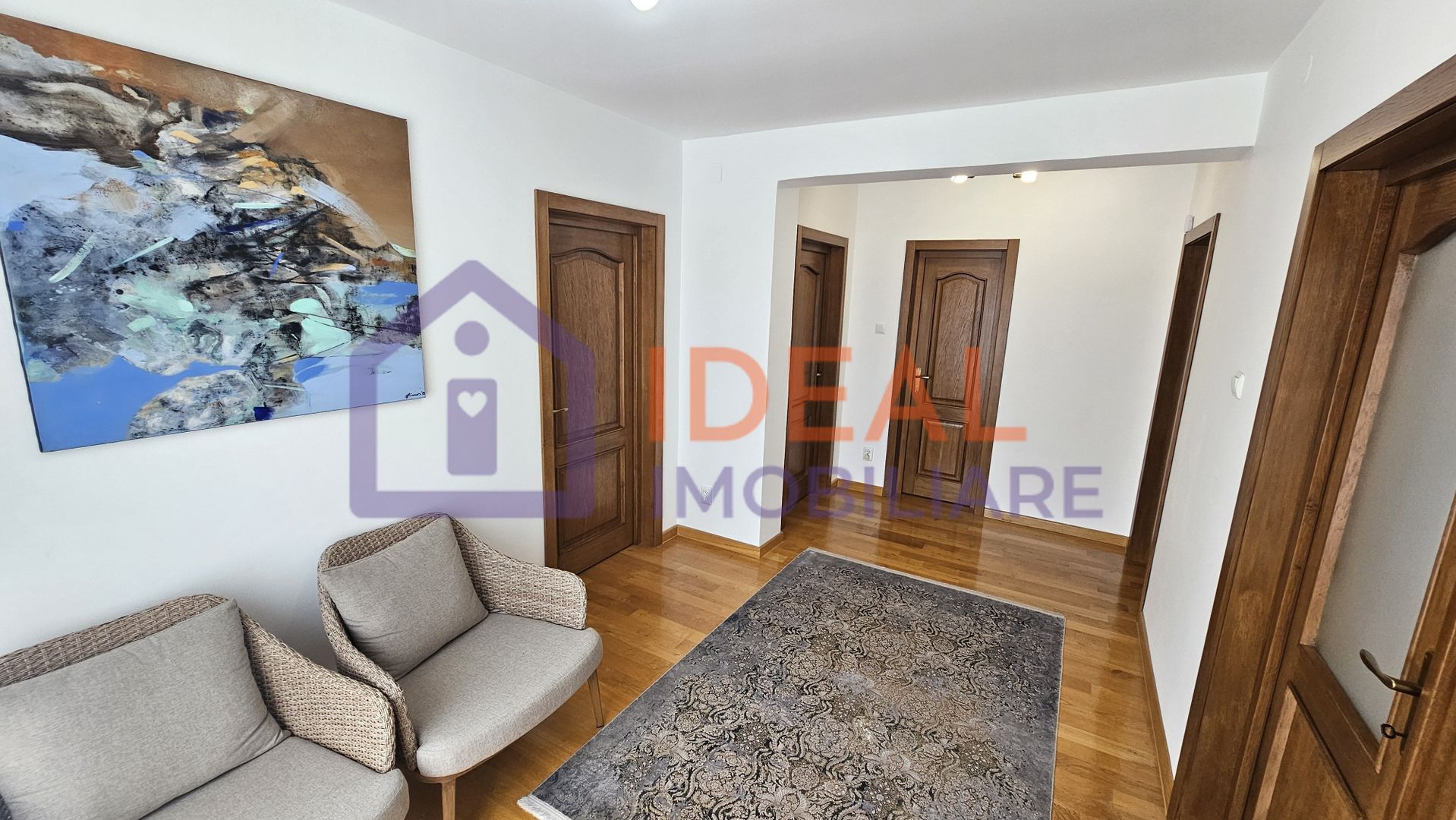 Casă deosebită, cu 5 camere, cu teren de 1132 mp – Cisnădioara - Poză 11