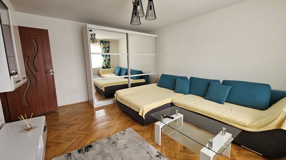 La 5 minute de Centru Civic, apartament pet friendly - Poză 2