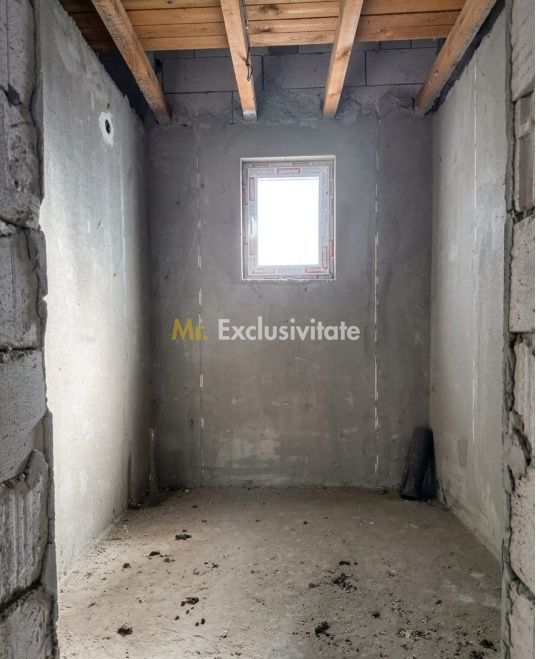 Casa la gri  Jieni, Simnic - Poză 7