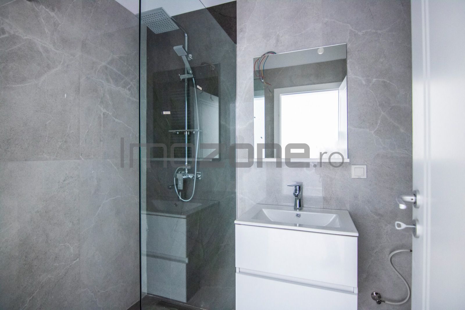 Apartament cu 3 camere finisat premium, PLAZA ROMANIA, mutare APRILIE - Poză 9