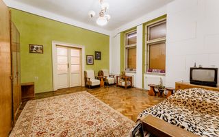 Apartament cu 3 camere central - Poză 2