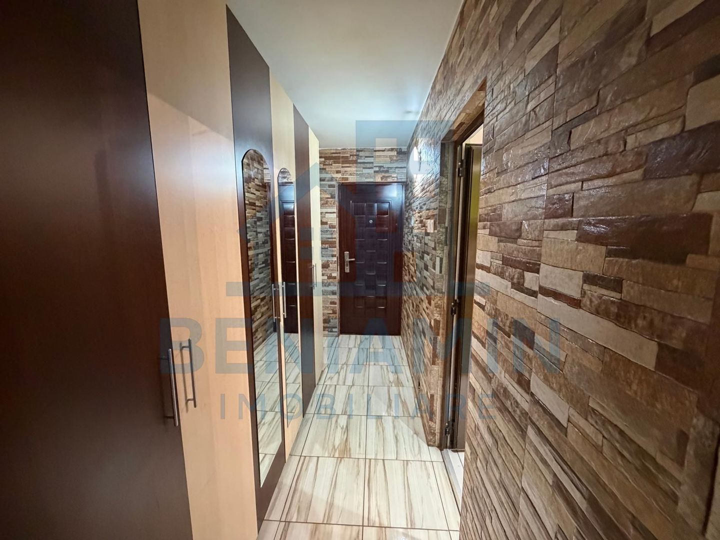 Apartament 2 camere parter Rovine cu centrala langa pizza Ibiza - Poză 6