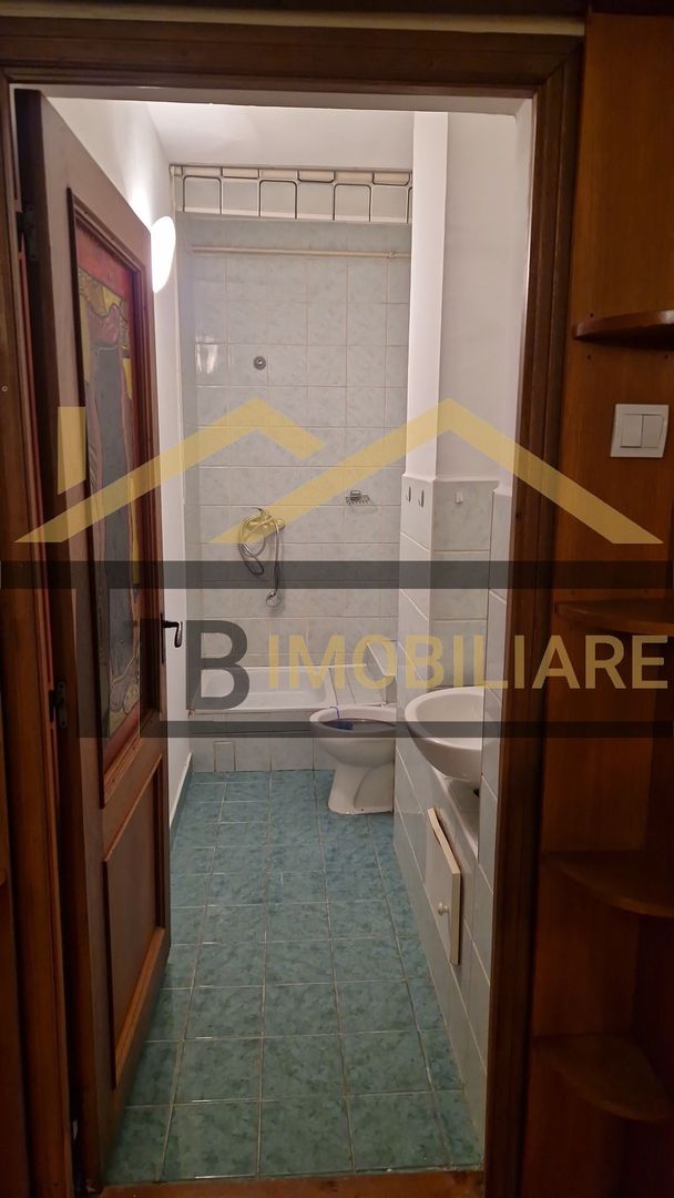 Apartament cu 3 camere, 65mp, zona UMFST - Poză 8
