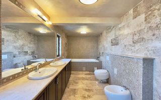 Vilă cu 6 camere de închiriat în cartierul Faget - Poză 11