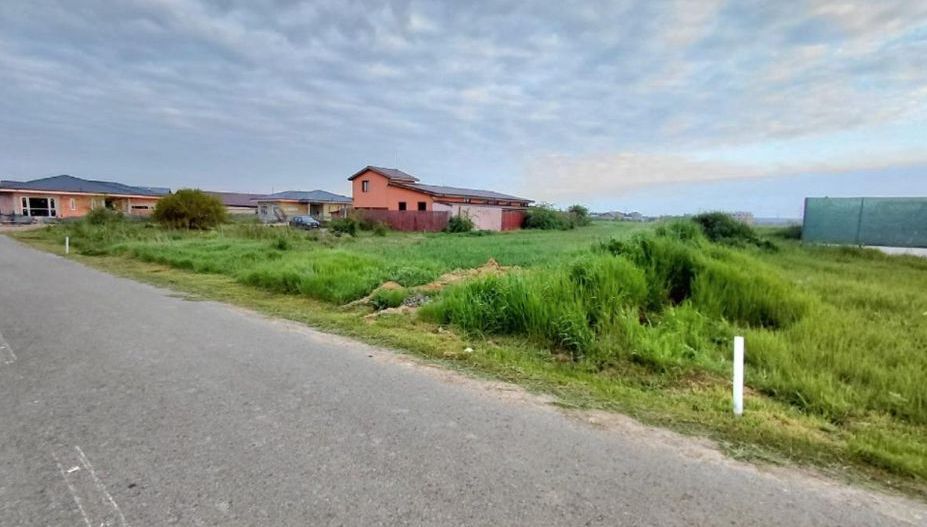 Teren intravilan situat într-o zonă liniștită - Poză 1