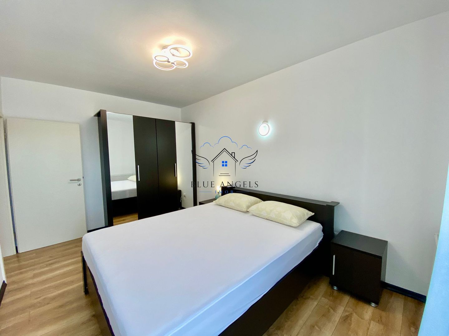 Casa tip duplex, Sanpetru, strada - Poză 7
