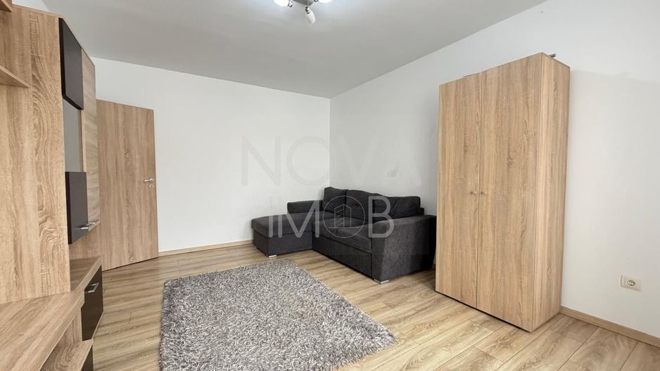 Apartament cu 2 camere, decomandat, Str. Liviu Ciulei - Poză 2