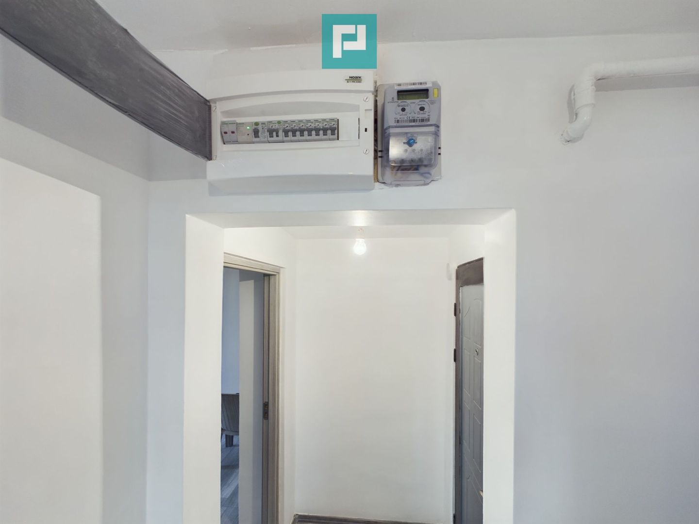 Apartament 3 camere pe str Hateg in Vlaicu - Poză 11