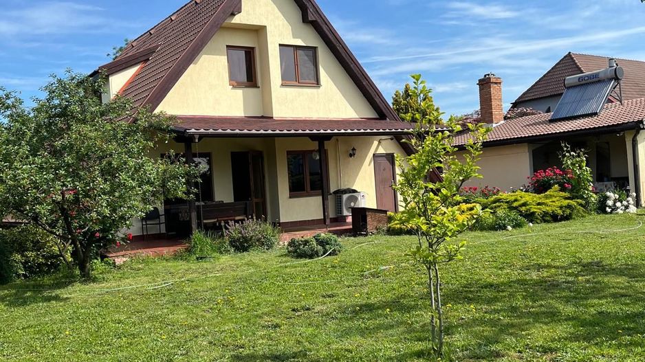 Casă elegantă, spațioasă, ideală pentru familie – Sanmihaiu Roman - Poză 28