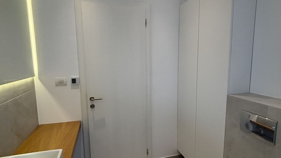 Minimalist în Timișoara - Poză 48