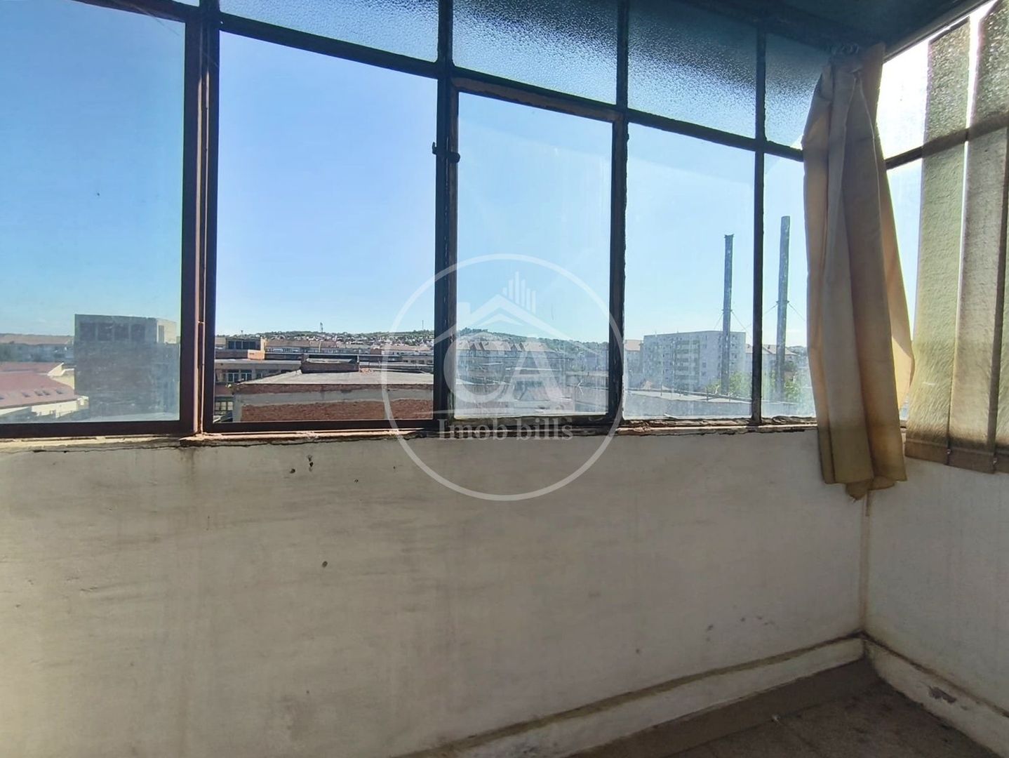 Apartament cu 2 camere de vanzare in Rogerius Oradea - Poză 6