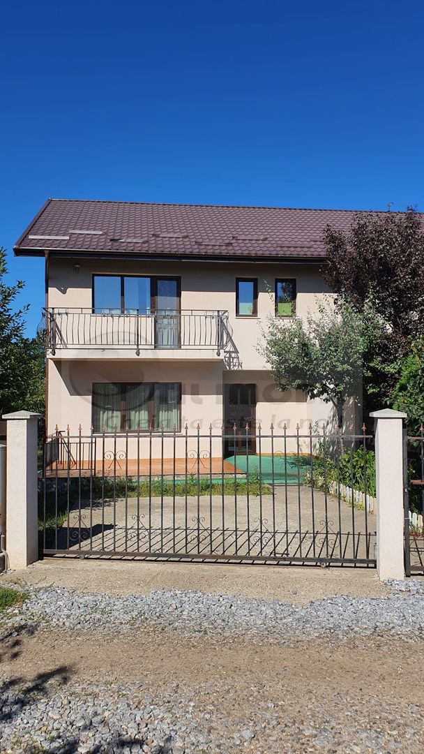 Casa/Vila de inchiriat - 750 euro - Poză 20