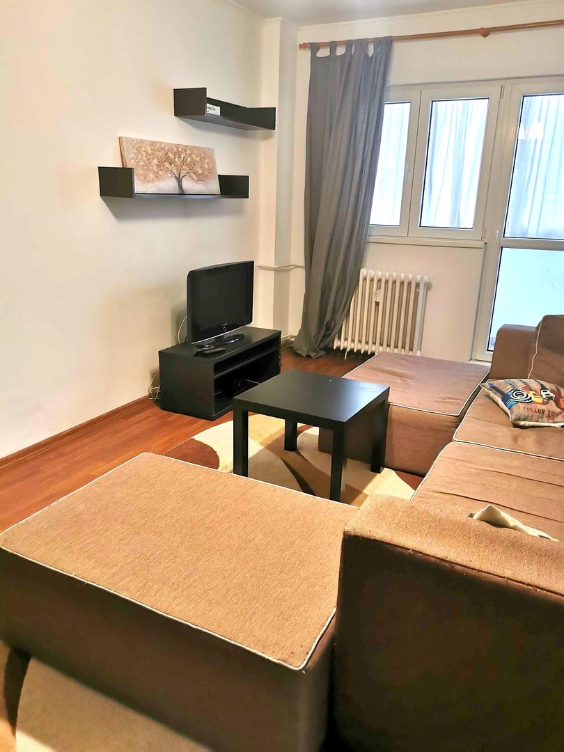 Apartament 2 camere renovat, cat friendly, balcon, etaj 1, Basarabiei - Poză 1