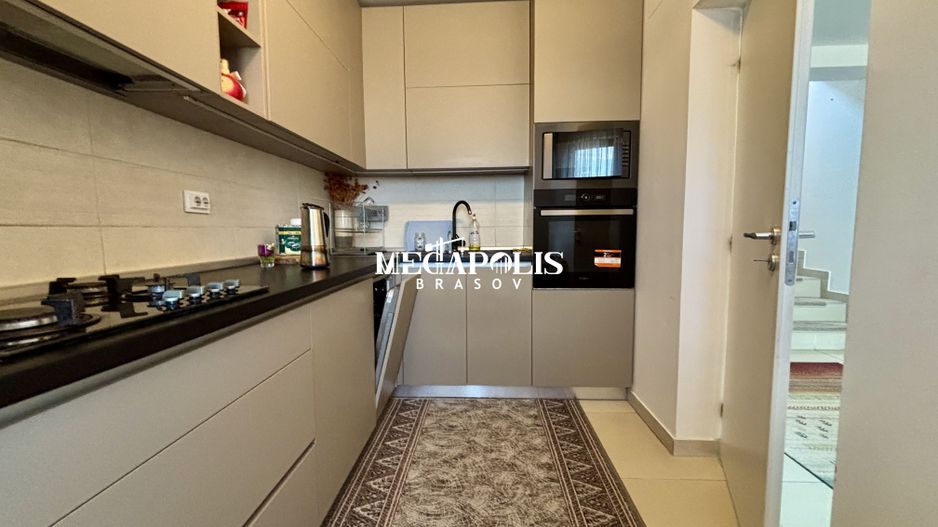 Casă 3 camere | Garaj | Terasă Amenajată | Pet-Friendly | Hărman - Poză 9