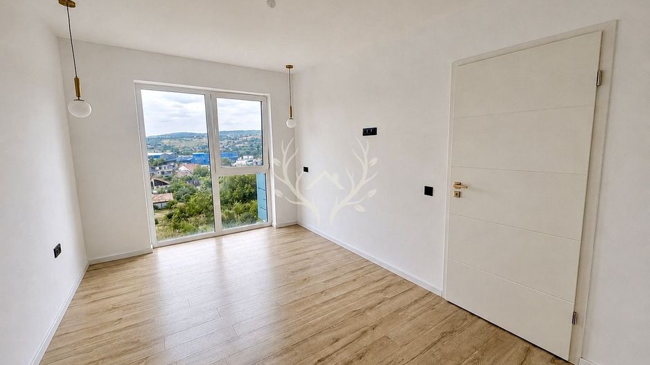 Apartament cu 2 camere, bloc nou, finisat si pregatit pentru amenajare - Poză 3