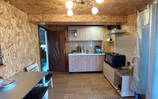 Oportunitate unica! Casa cu 4 camere ideala pentru familie. - Poză 12