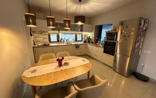 Duplex cu 5 camere de vanzare  în zona Aradului - Poză 17