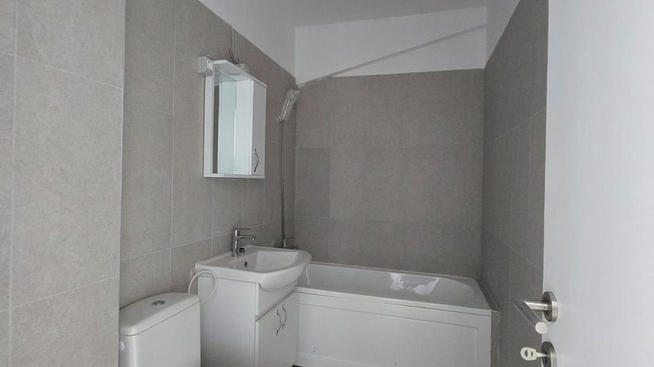 Apartament 3 camere-gata de mutare-Berceni! - Poză 11