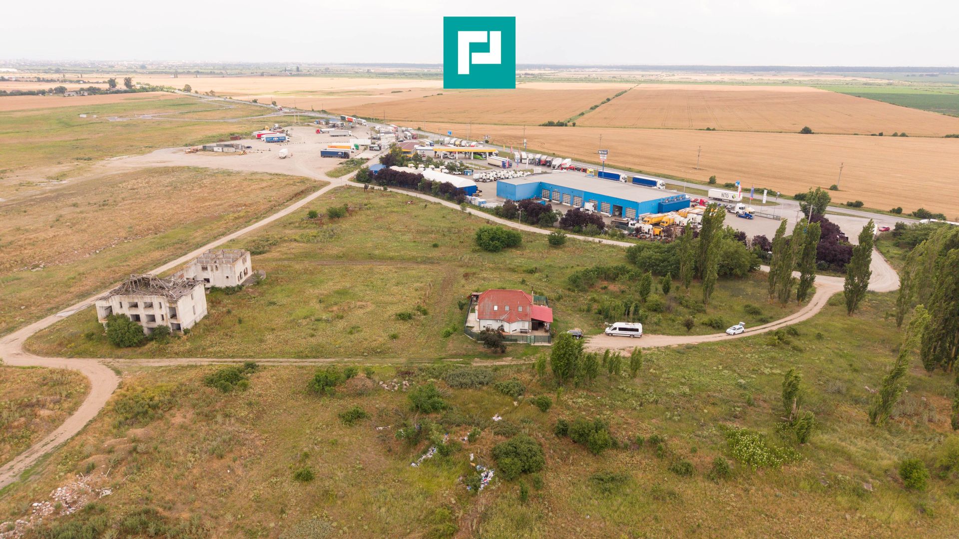Casă cu mansardă, teren 410 mp - Poză 21