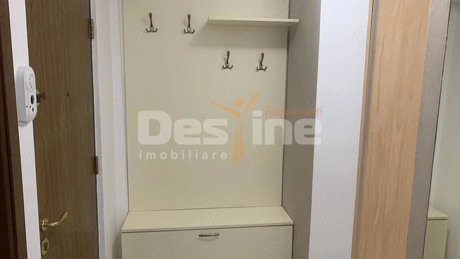 Inchiriez apartament 2 camere, zona Trocadero - Poză 3