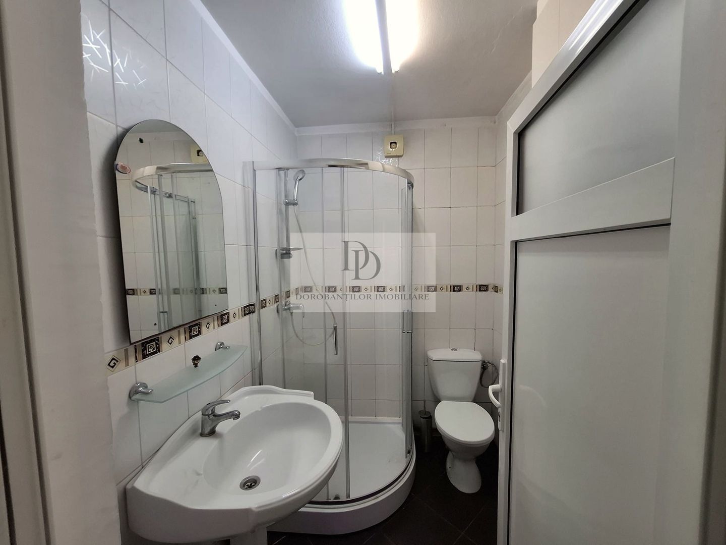 Apartament cu Potențial Investițional + Boxǎ | Zona Andrei Mureșanu - Poză 8