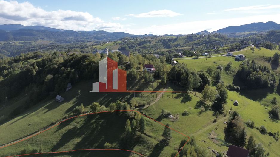 Teren in sat Pestera, comuna Moeciu. - Poză 1