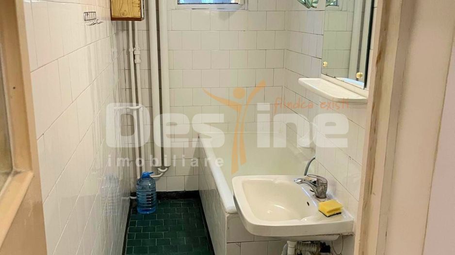 De vânzare apartament cu 3 camere- zona Tomis Nord - Poză 6