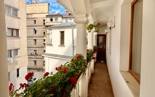 Piata Unirii Fantani Vila  500 mp utili curte 204 mp - Poză 16