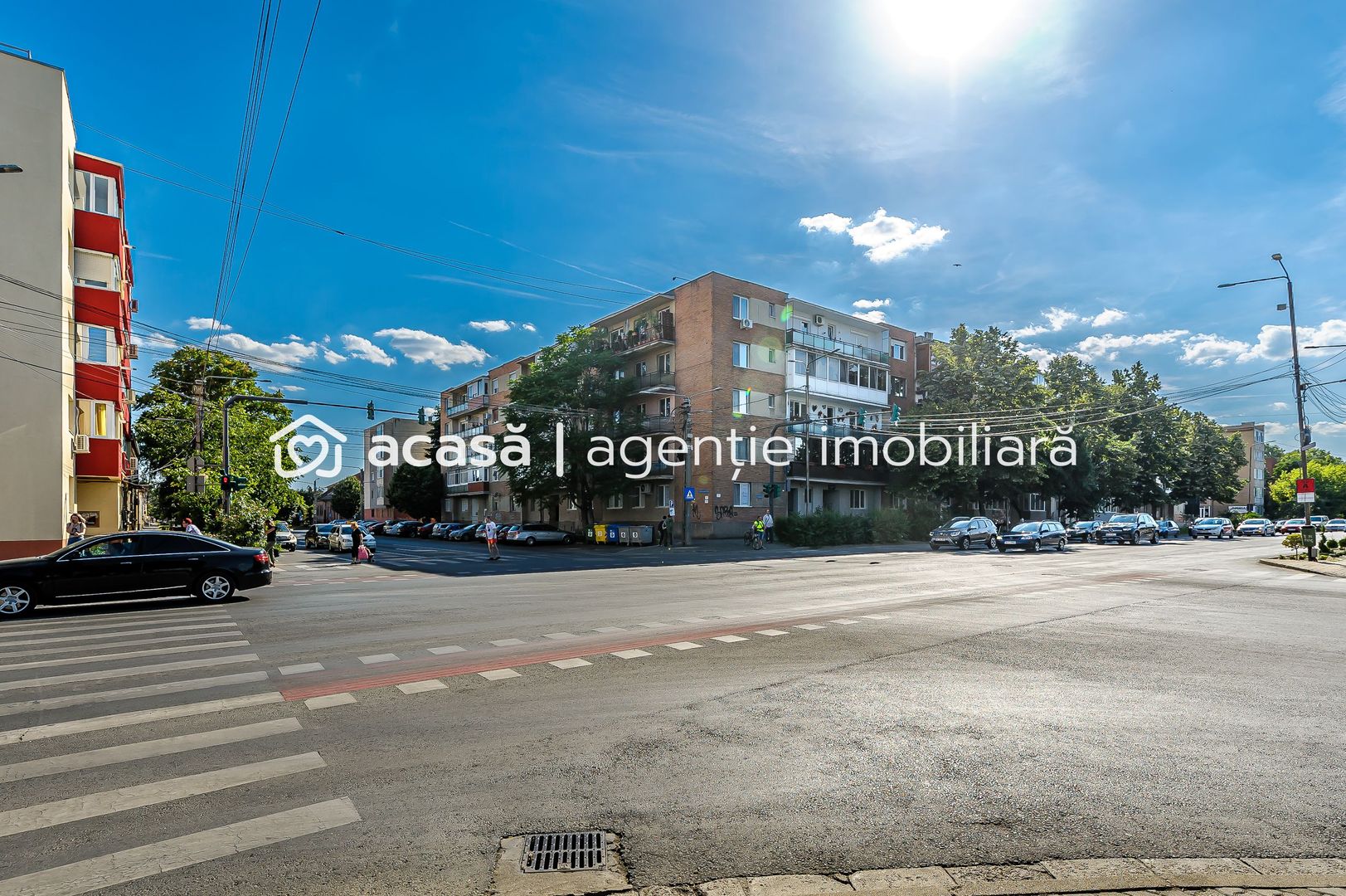 Apartament cu 4 camere vizavi de Consiliul Județean - Poză 1