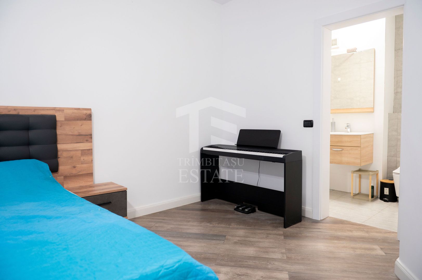 Apartament cu 3 camere si terasa de 49mp, Tomis Nord- Constanta - Poză 9