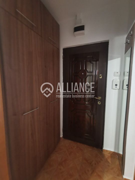 Zona Trocadero garsoniera mobilata termen lung - Poză 11