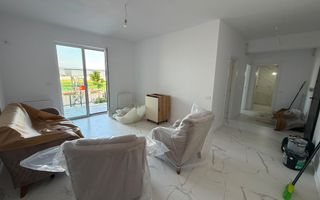 AP. 2 CAMERE- PARCARE, CURTE PROPRIE, CENTRALA, BUCATARIE INCHISA - Poză 1