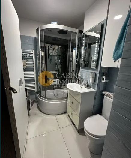 3 Camere Renovat - Etaj 2 - Zona Alexandru Cel Bun - Poză 6