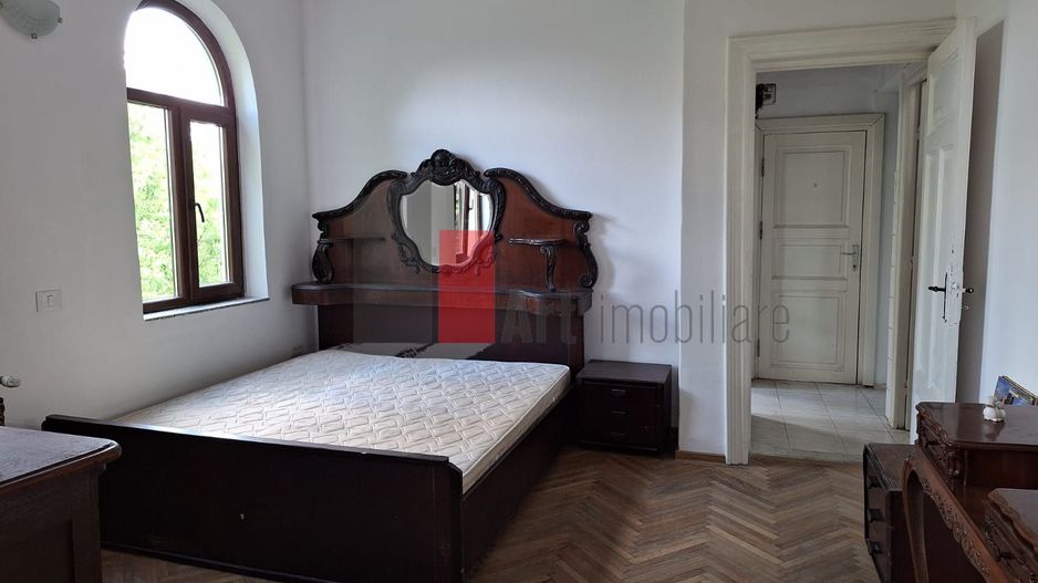 Apartamentul "KORTER" , et. 2 in vila, SINGUR PE ETAJ - Poză 7