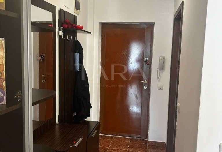 Apartament modern cu 2 camere, balcon și lift. - Poză 4