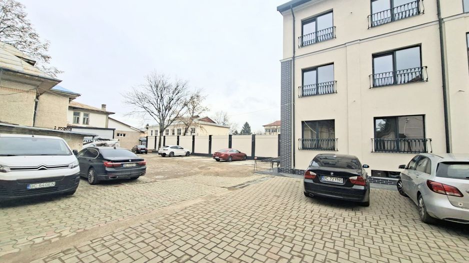 🏢 DE ÎNCHIRIAT | Clădire Premium 750 mp | Ultracentral Bacău - Poză 8