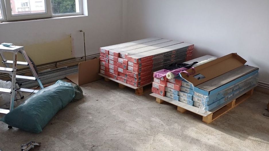 Vand sau schimb apartament plus teren - Poză 4