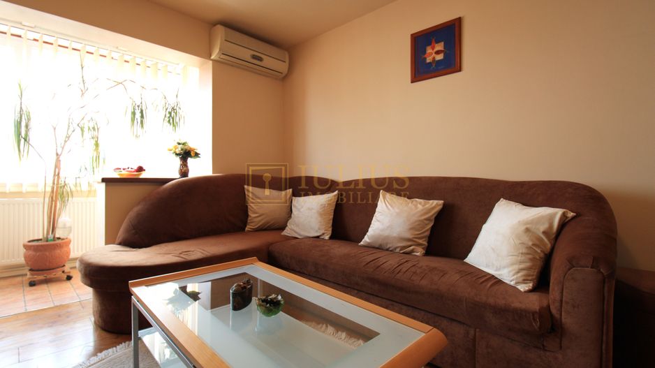 3 camere, centrala proprie, zona Olimpia. - Poză 1