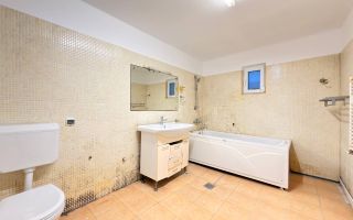 Casă de vânzare, 4 camere, 162 mp Buturugeni - Poză 11
