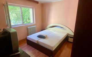Etaj 1 Apartament 2Camere-Decomandat -Bloc din 1982-Nicolina 2 - Poză 3