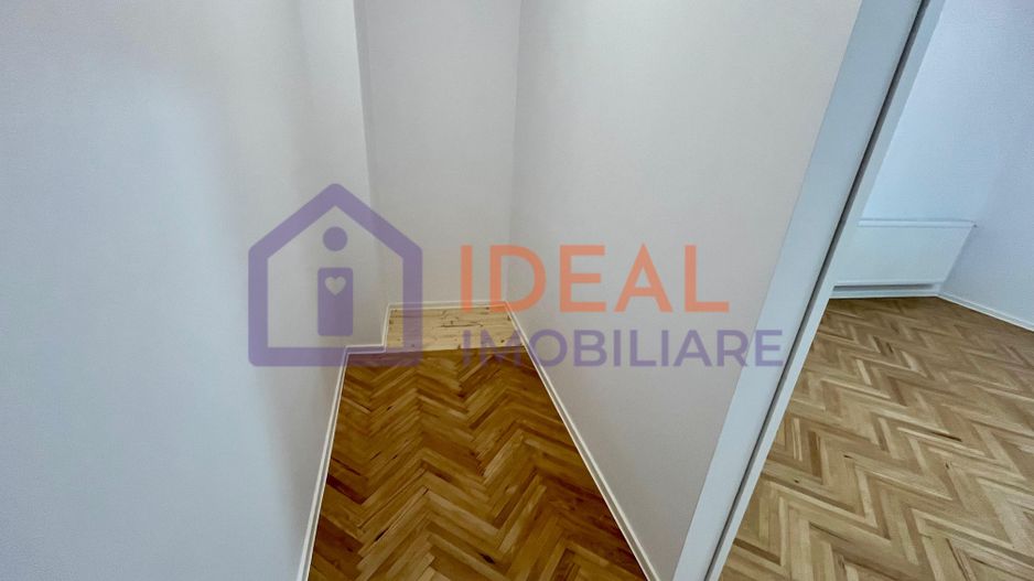 Apartament Ultracentral cu 2 camere complet renovat - de vânzare - Poză 8