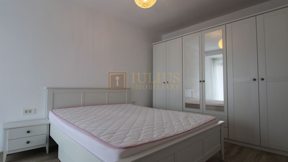 Apartament 2 camere, 3 balcoane, loc de parcare, centrala proprie, Dumbravita - Poză 8