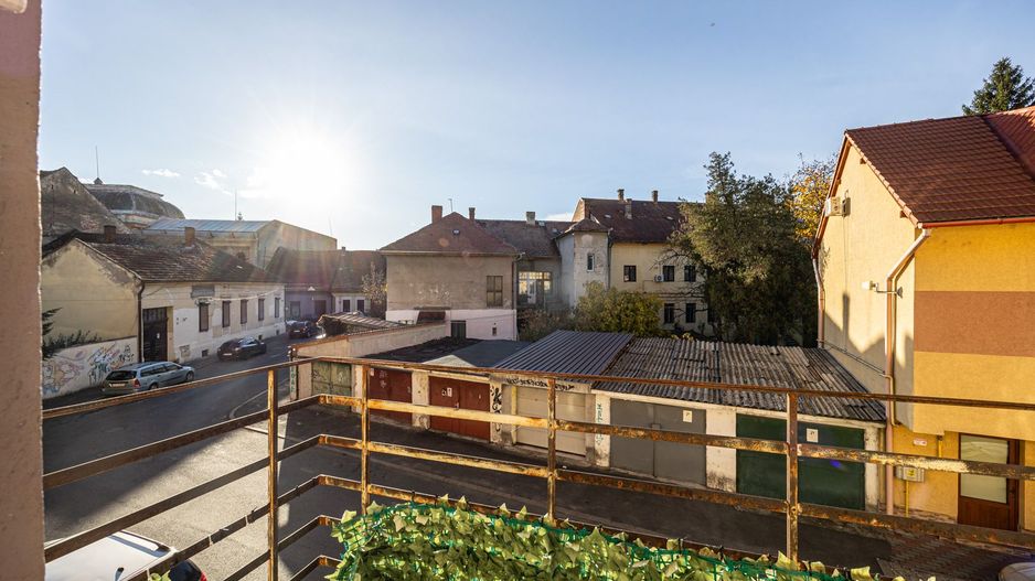 REZERVAT! 4 camere - 130 mp utili / ultracentral / etaj 1 - Poză 4
