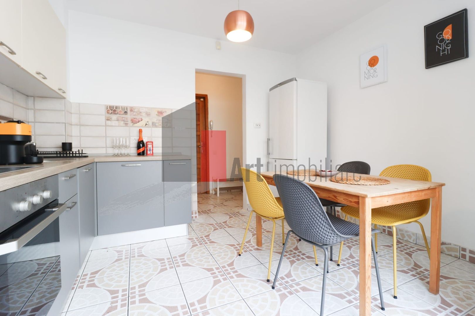 Apartament Obor-Mihai Bravu, bloc stradal, REABILITAT - Poză 19