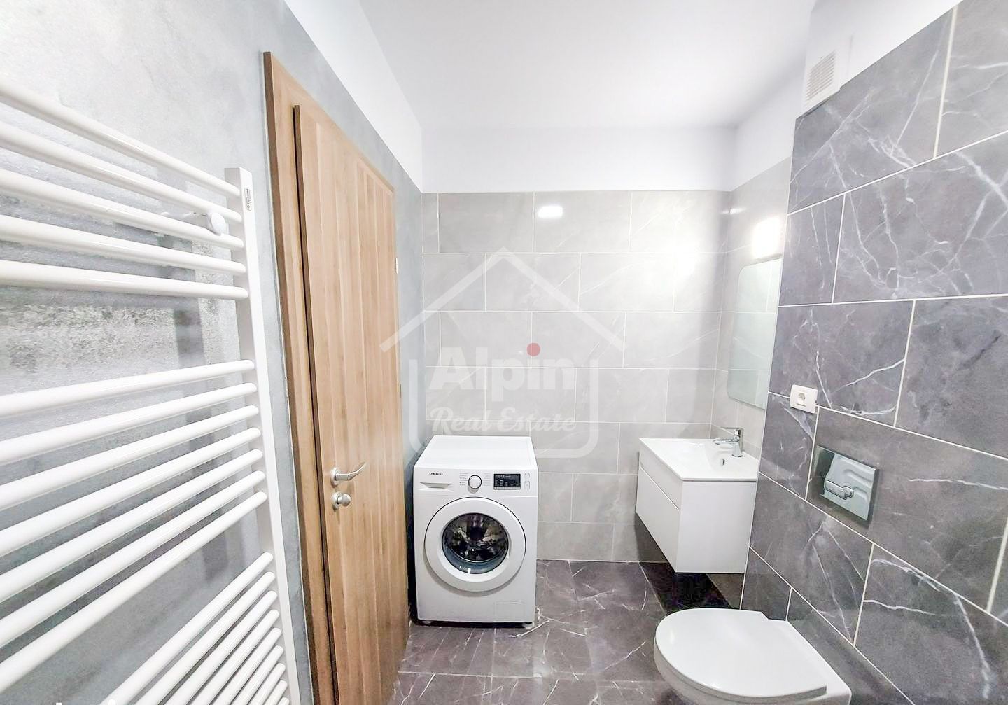 Apartament Suprafata Mare I Tractorul Coresi - Poză 4