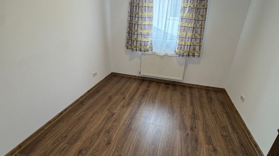 Casa Otopeni 23 august 4 camere, curte 250m - Poză 13